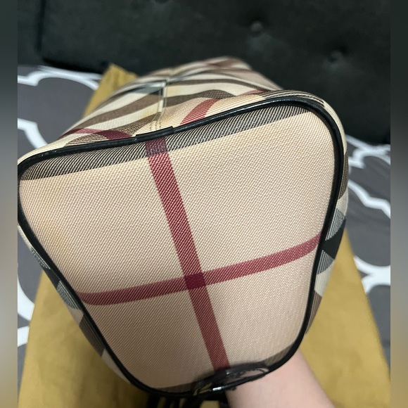 Authentic Burberry Nova Check Bowling Bag - Picture 9 of 13